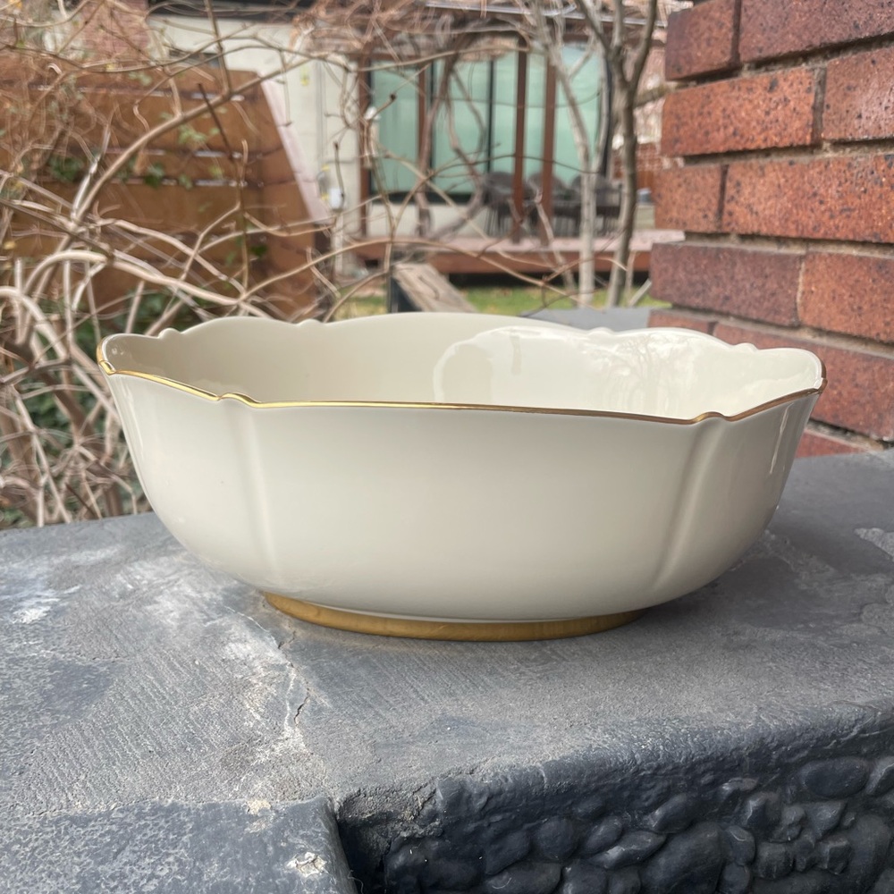 Pickard | 'Richmond' Vintage Large Footed Oval Bowl